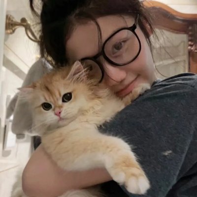 黑暗中的两个人